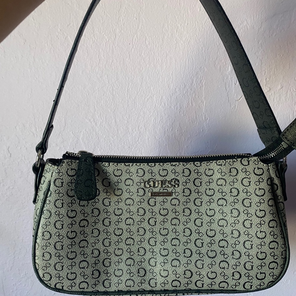 Guess hand purse